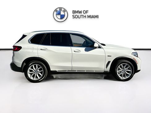Certified 2023 BMW X5 xDrive45e w/ Parking Assistance Package image 8
