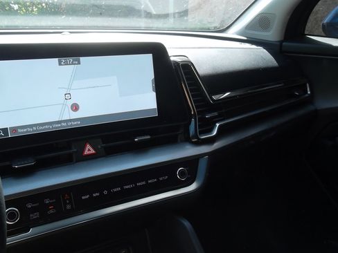 Used 2024 Kia Sportage SX image 12