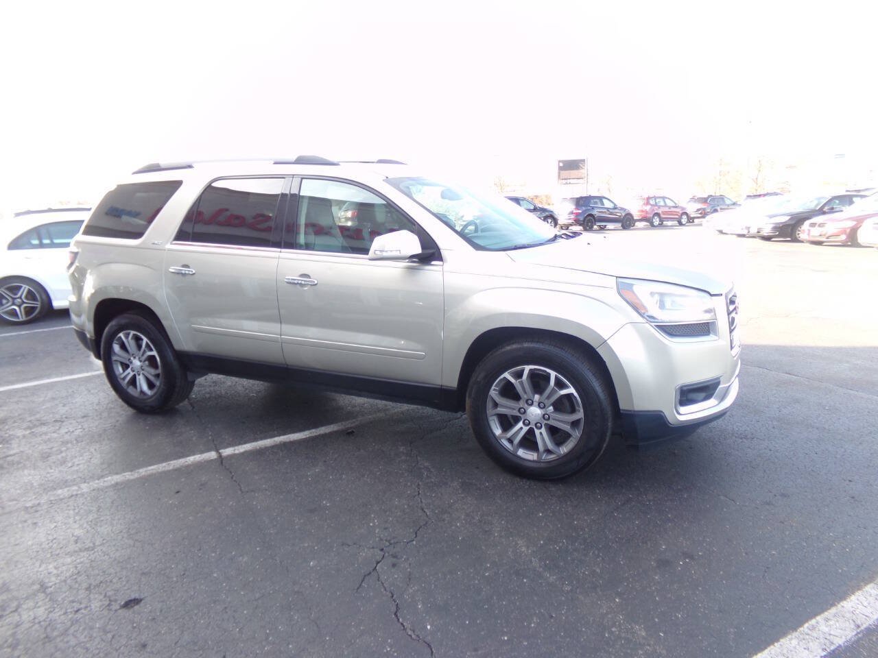 Used 2014 GMC Acadia SLT AWD/4WD image 4