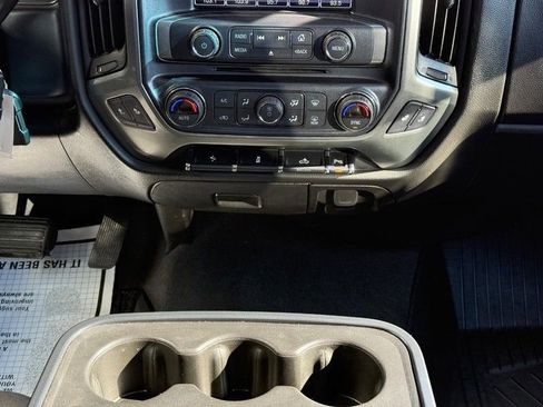 Used 2019 Chevrolet Silverado 2500 LT w/ LT Convenience Package AWD/4WD image 15