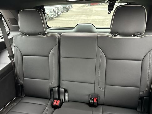 New 2026 GMC Yukon Elevation w/ LPO, Hit The Road Package image 23