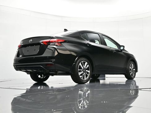 New 2025 Nissan Versa SV w/ Trunk Package FWD image 39