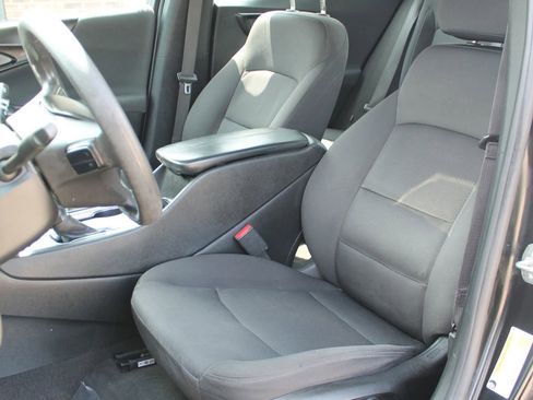 Used 2021 Chevrolet Malibu LT FWD image 13