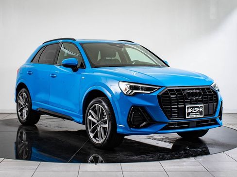 Used 2022 Audi Q3 2.0T Premium Plus image 5