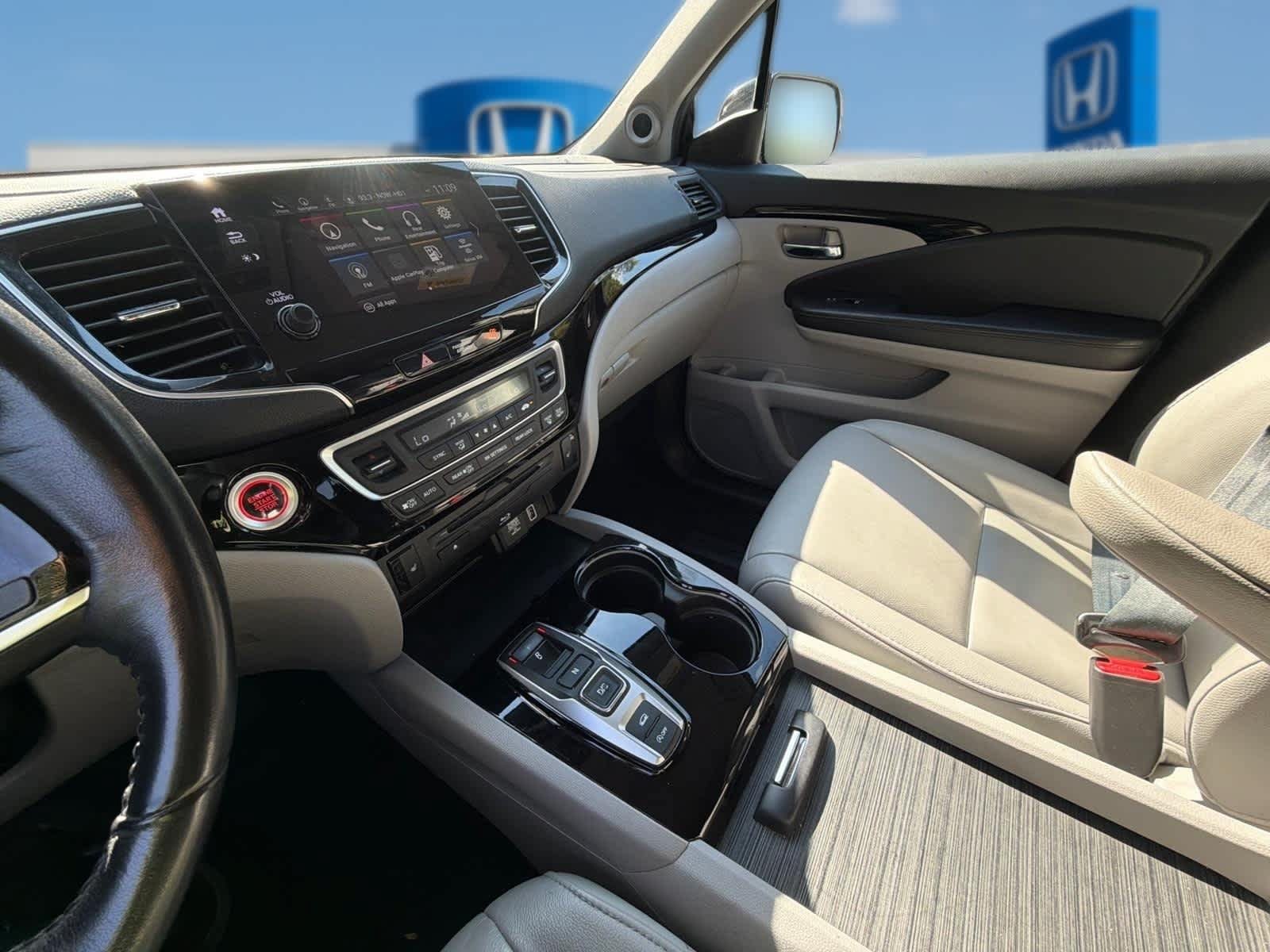Used 2019 Honda Pilot Touring image 22