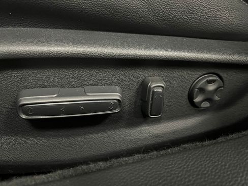 Used 2019 Honda Accord Sport image 12