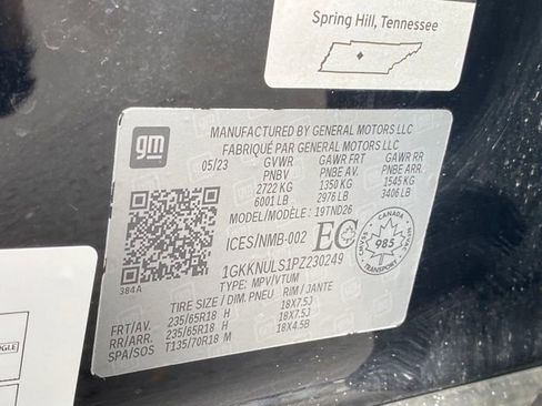 Certified 2023 GMC Acadia SLT AWD/4WD image 26