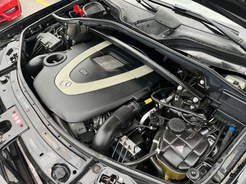 Used 2011 Mercedes-Benz GL 450 GL450 4MATIC image 43