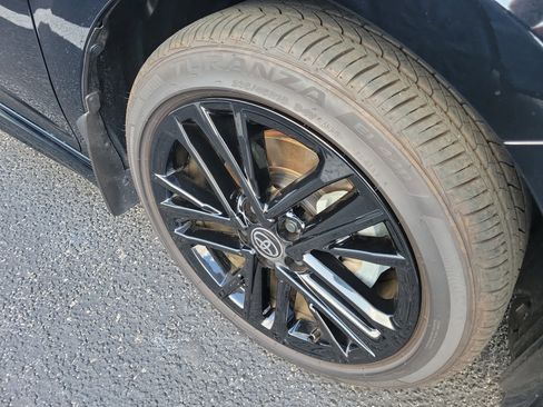 Used 2025 Toyota Camry SE FWD image 8