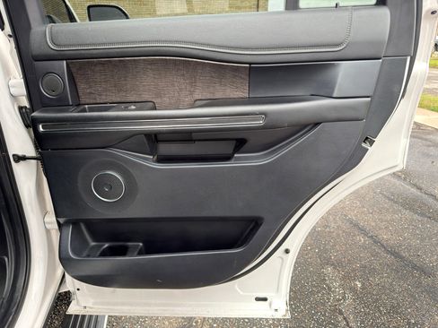 Used 2019 Ford Expedition Limited w/ Special Edition Package AWD/4WD image 36