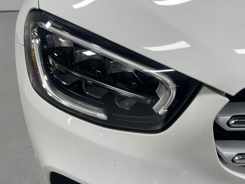 Used 2022 Mercedes-Benz GLC 300 4MATIC image 10