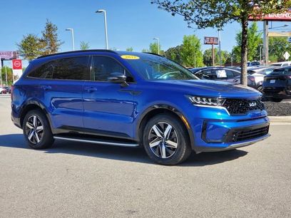 Used 2022 Kia Sorento S w/ Panoramic Sunroof Package
