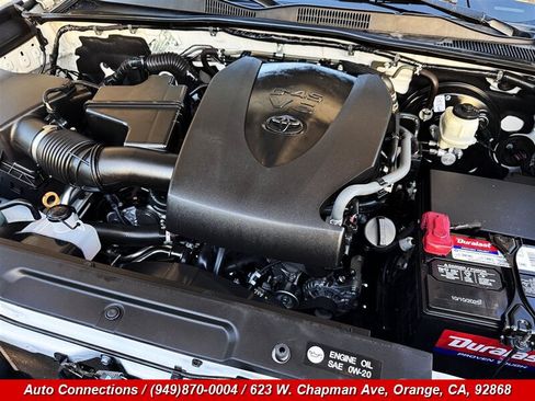 Used 2018 Toyota Tacoma SR w/ SR Convenience Package AWD/4WD image 24