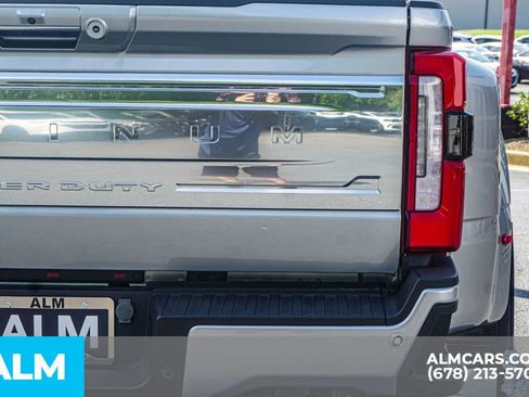 Used 2023 Ford F450 Platinum w/ Camper Package AWD/4WD image 13