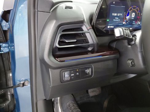 New 2026 Chevrolet Traverse RS w/ LPO, Floor Liner Package image 32