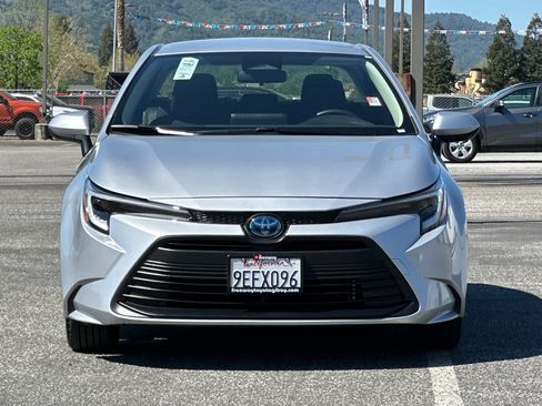 Used 2023 Toyota Corolla LE image 10