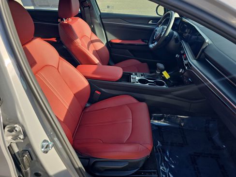 New 2026 Kia K5 GT-Line image 10