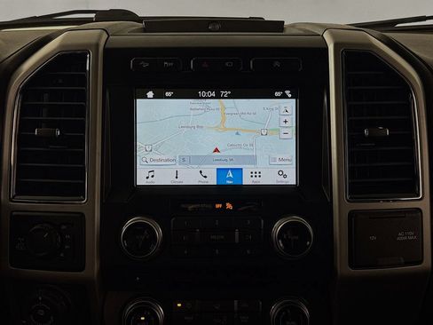 Used 2018 Ford F150 Lariat w/ Equipment Group 502A Luxury AWD/4WD image 13