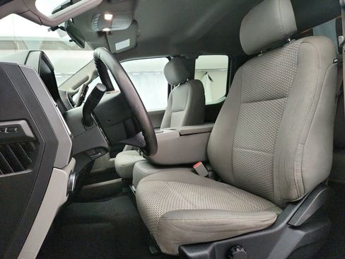 Used 2016 Ford F150 XLT image 11