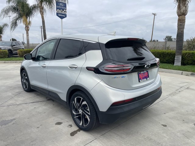Used 2023 Chevrolet Bolt LT w/ Infotainment Package FWD image 6