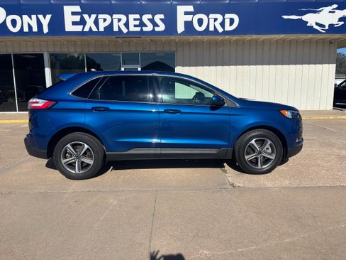 Used 2023 Ford Edge ST-Line AWD/4WD image 2