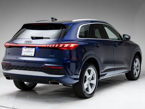 New 2025 Audi Q5 Premium Plus image 5