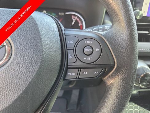 Certified 2024 Toyota RAV4 XLE FWD image 32