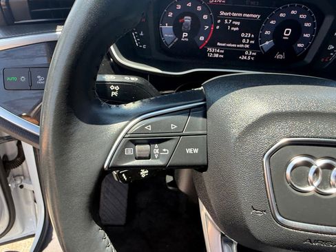 Used 2019 Audi Q3 2.0T Premium Plus w/ Premium Plus Package image 21