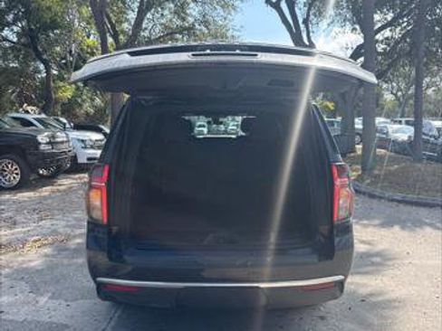 Used 2022 Chevrolet Suburban LS w/ Driver Alert Package image 33