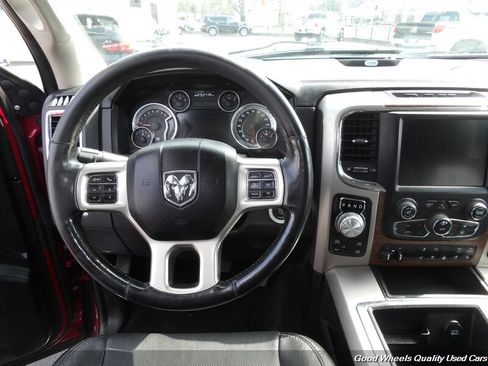 Used 2014 RAM 1500 Laramie w/ Convenience Group AWD/4WD image 16