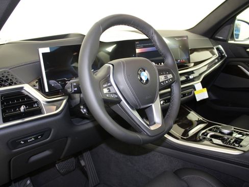 New 2026 BMW X5 xDrive40i w/ Climate Comfort Package image 4
