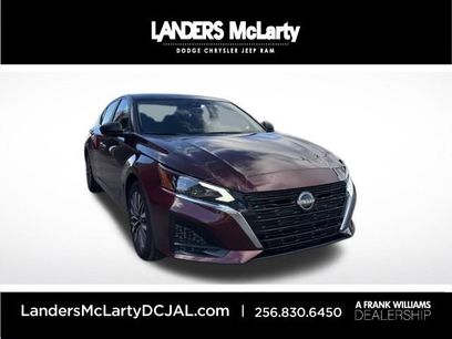 Used 2024 Nissan Altima 2.5 SV