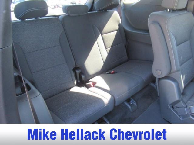 Used 2026 Chevrolet Traverse LT FWD image 15