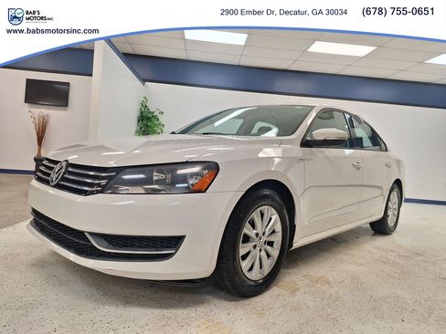 Used 2015 Volkswagen Passat 1.8T Wolfsburg Edition FWD image 3