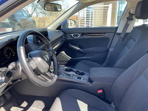 Used 2023 Honda Civic EX image 2