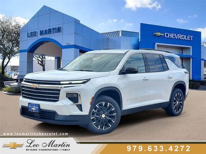 New 2026 Chevrolet Traverse LT w/ Sun and Wheel Package