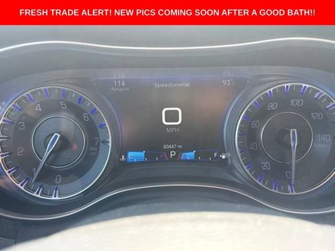 Used 2017 Chrysler 300 Limited w/ Value Package AWD/4WD image 12