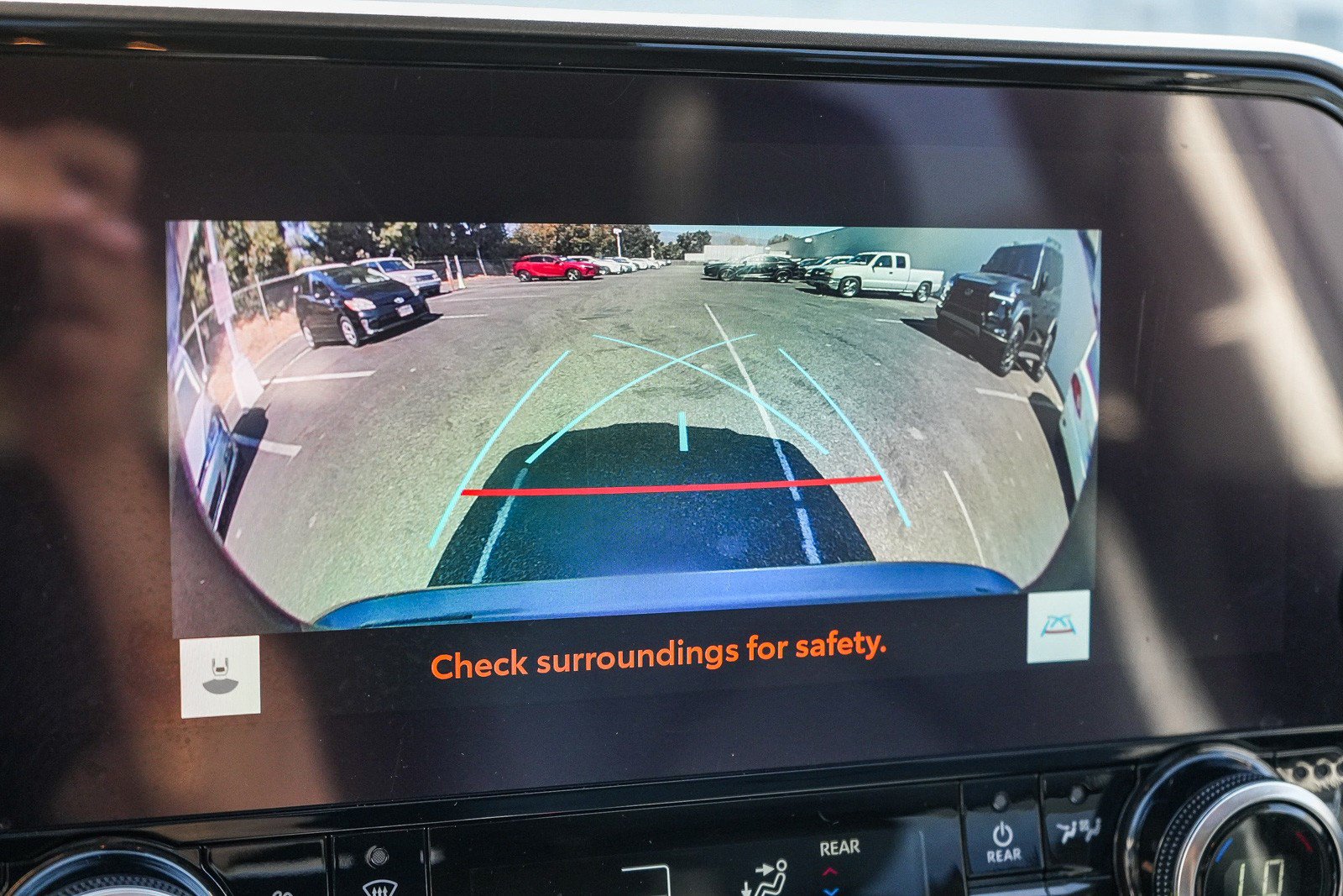 Used 2023 Toyota Highlander Limited AWD/4WD image 23