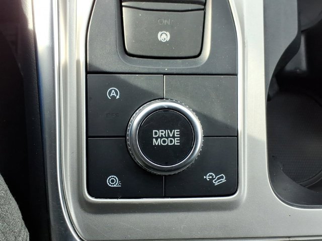 Used 2024 Ford Explorer XLT w/ Equipment Group 202A AWD/4WD image 25