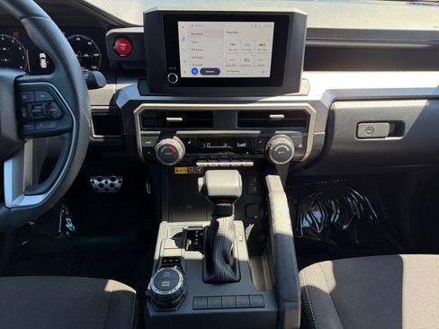 Used 2025 Toyota 4Runner TRD Sport AWD/4WD image 12