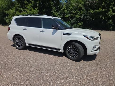 Used 2022 INFINITI QX80 Premium Select w/ All-Season Package AWD/4WD image 19