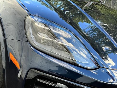 New 2026 Porsche Cayenne Coupe image 23