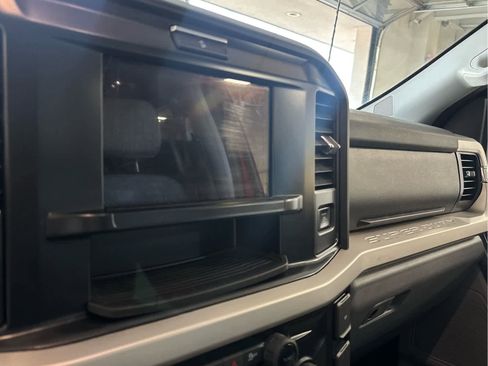 Used 2025 Ford F350 XLT w/ 360-Degree Camera Package AWD/4WD image 20