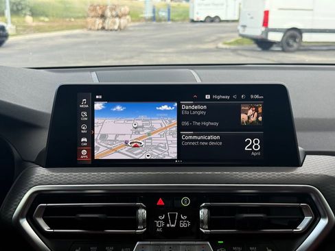 Used 2024 BMW X3 xDrive30i w/ M Sport Package AWD/4WD image 14