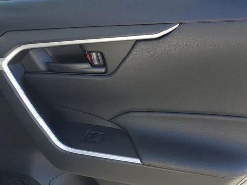 New 2025 Toyota RAV4 LE image 31