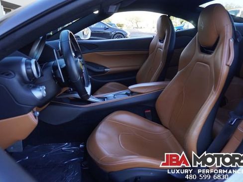 Used 2019 Ferrari Portofino image 6