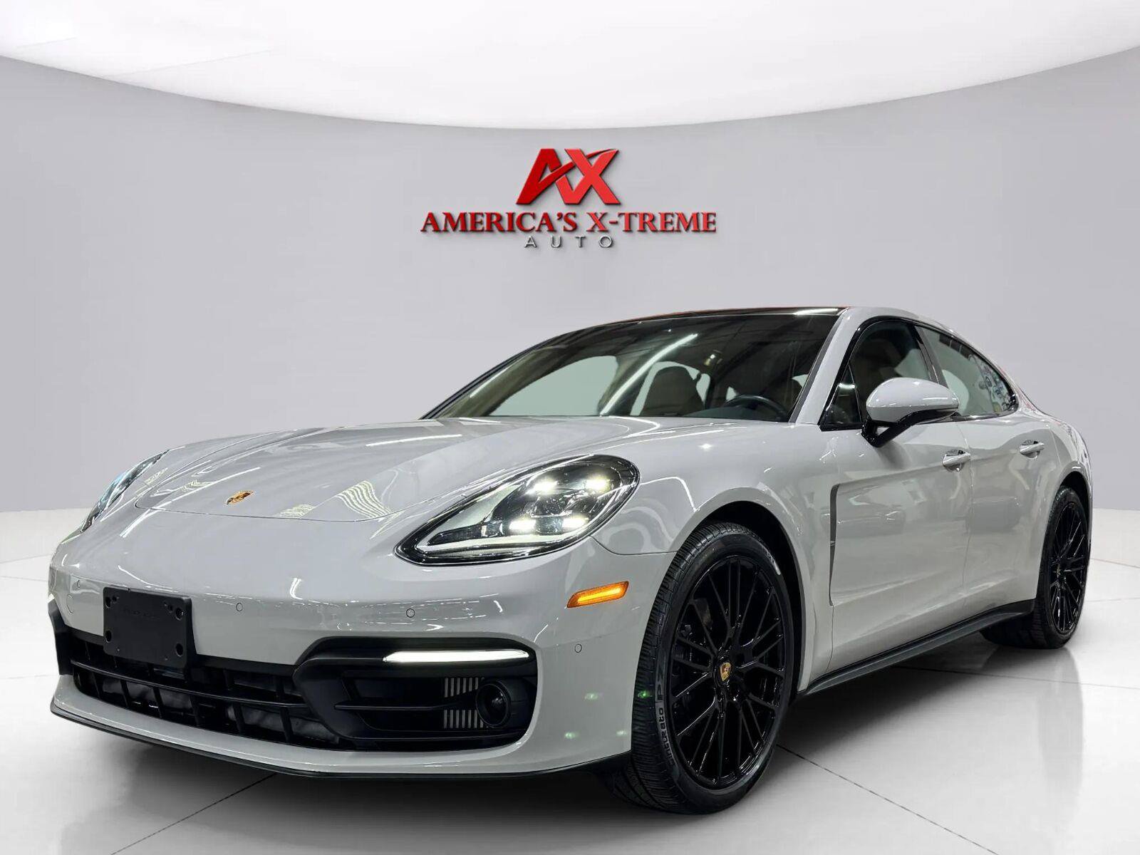 Used 2023 Porsche Panamera 4 Platinum Edition AWD/4WD image 2