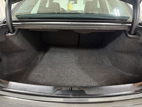 Used 2019 Chrysler 300 S image 23