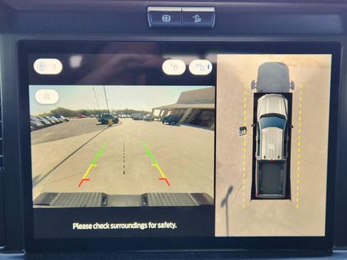 New 2026 Ford F350 Lariat w/ FX4 Off-Road Package image 16