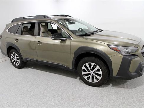 Used 2023 Subaru Outback Premium AWD/4WD image 1